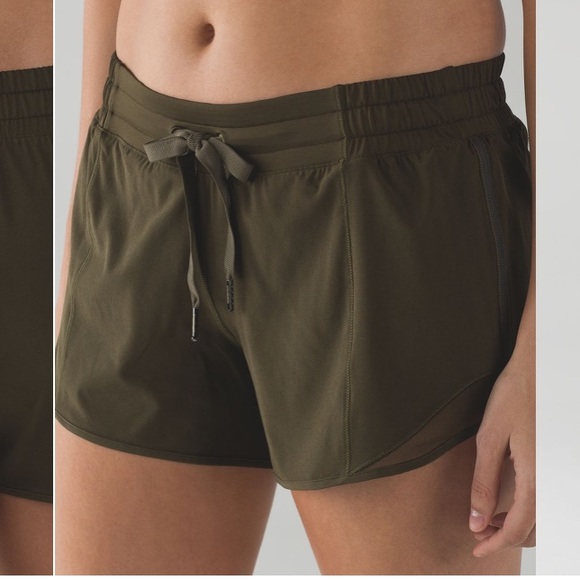 SOLD Lululemon Hotty Hot - Picture 1 of 6